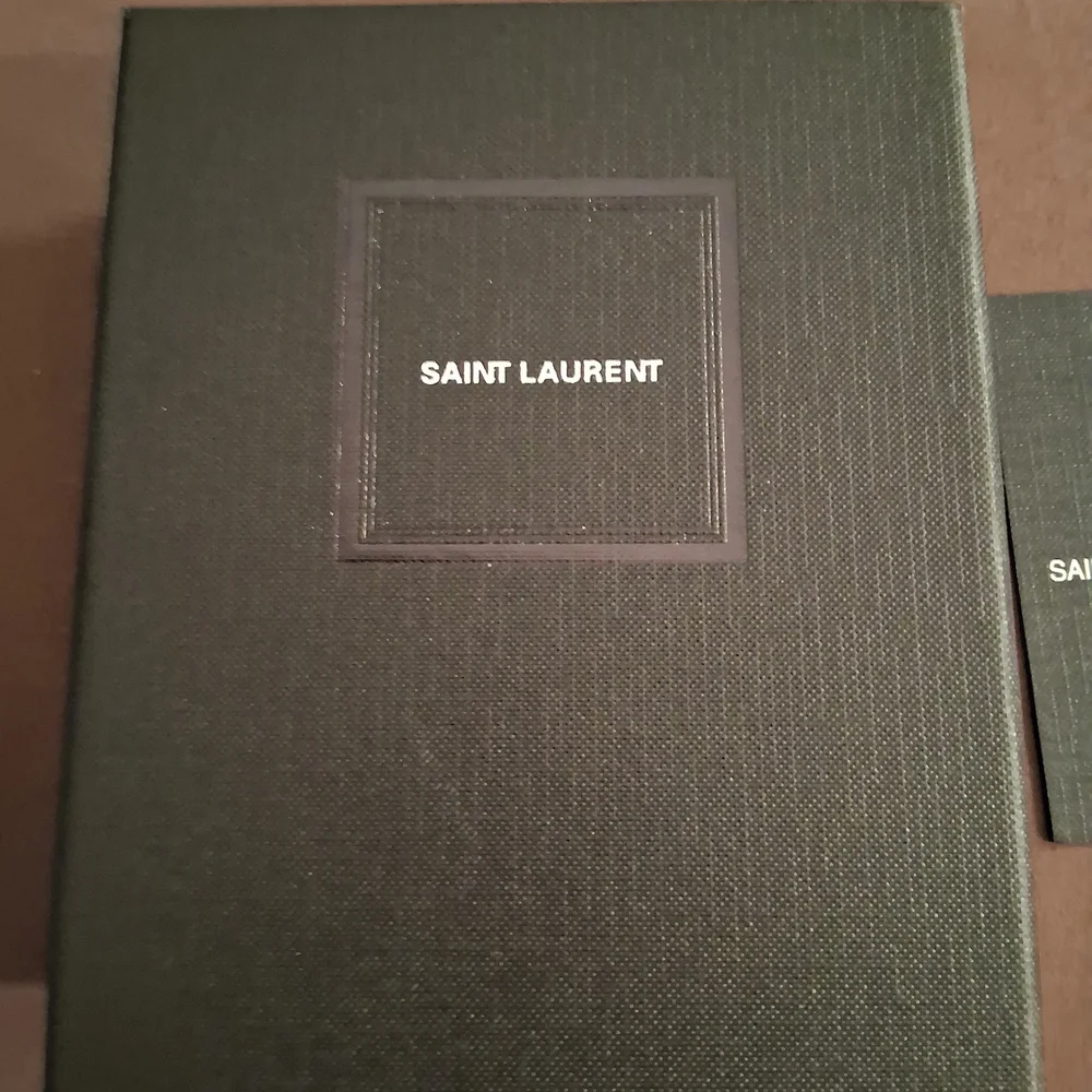 Saint Laurent Croc-Embossed Black Card Holder - Picture 3 of 6